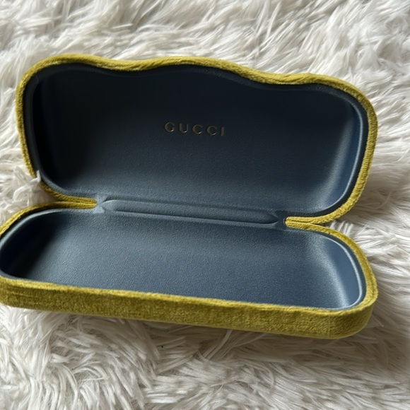 CGUCCI VELVET SUNGLASSES CASE - Picture 14 of 15